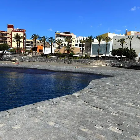 Brisas- 2 Min Apartment *