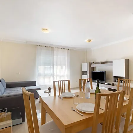Brisas- 2 Min Апартаменты Гиа-де-Исора